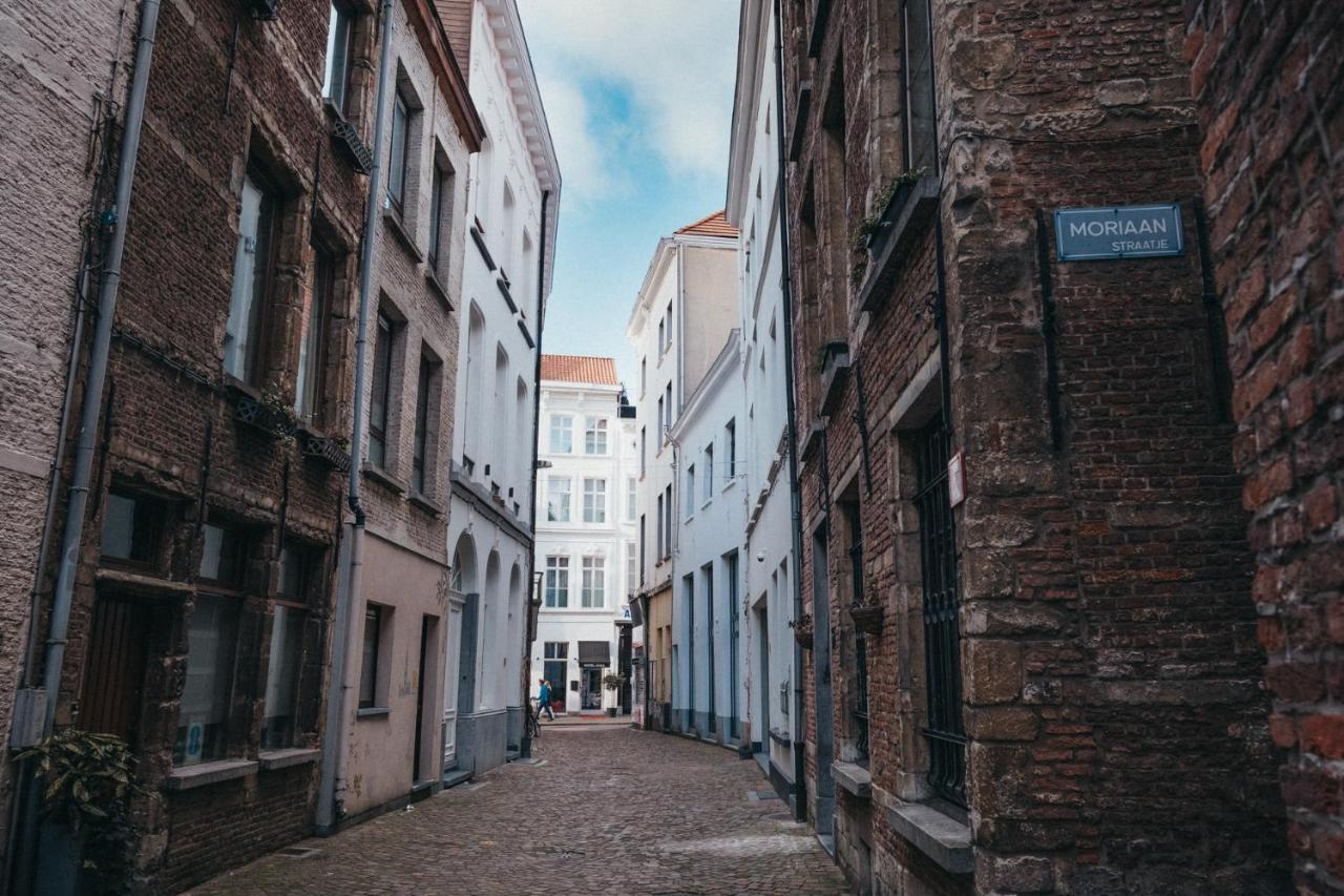 Huize 'De Moriaan' In Historic Center Villa Antwerpen Bagian luar foto