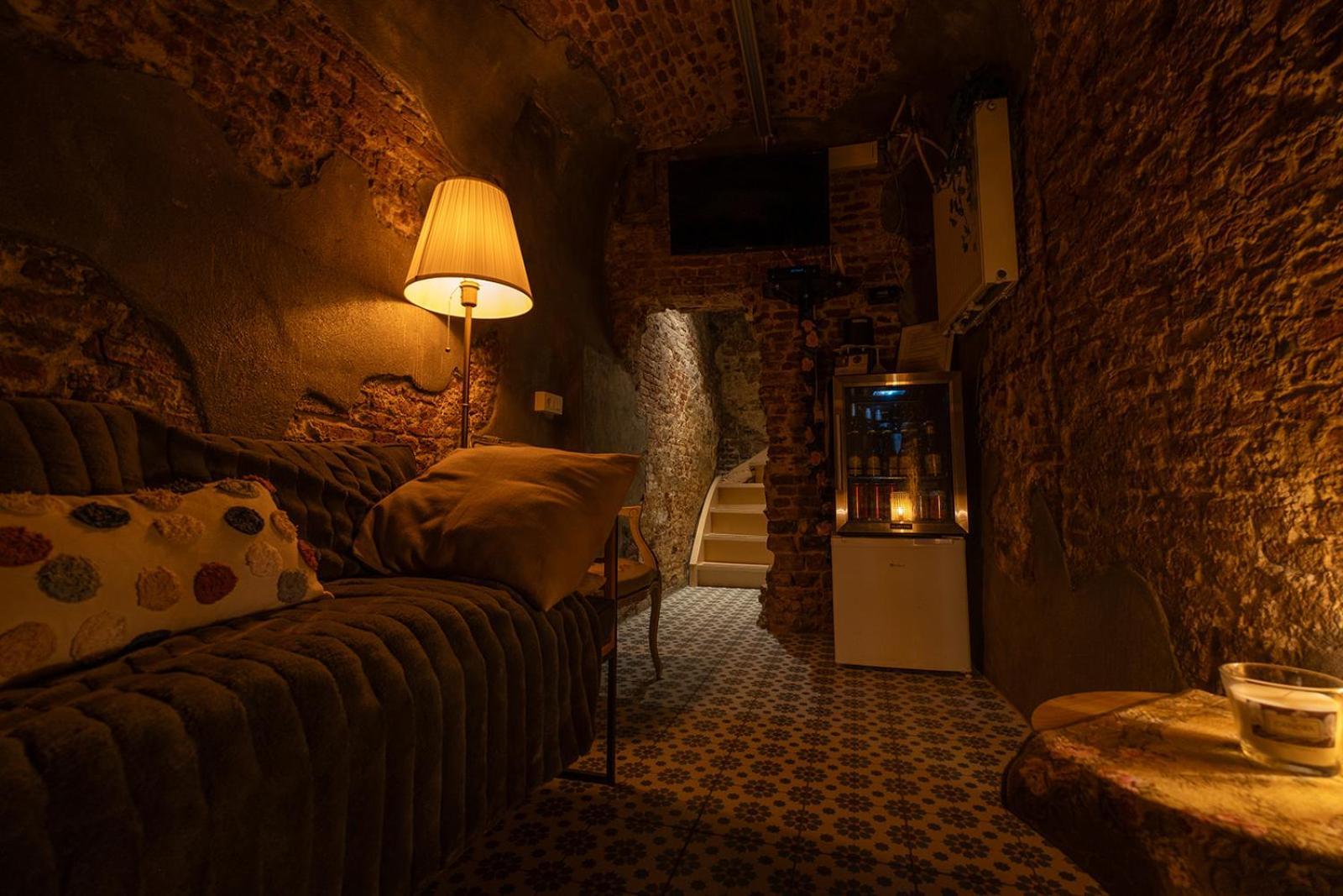 Huize 'De Moriaan' In Historic Center Villa Antwerpen Bagian luar foto